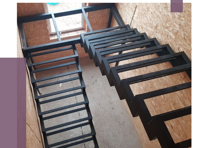 Демонтаж лестниц на металлокаркасе в Пушкине от 7788 руб. за м²