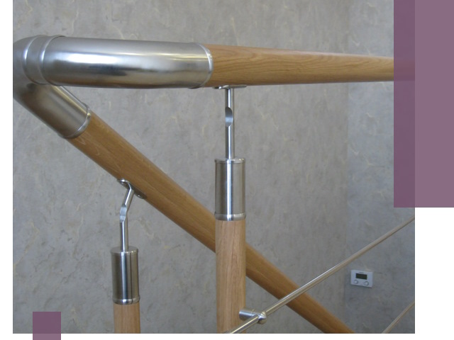 Комбинированные перила на заказ в Пушкине — монтаж и производство